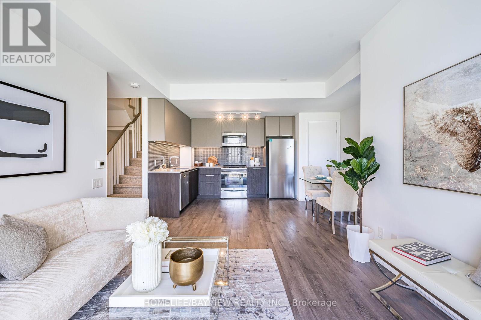 Row / Townhouse for Sale in 24 - 10 BRIN DRIVE|Toronto (Edenbridge-Humber Valley), Ontario M8X0B3 5