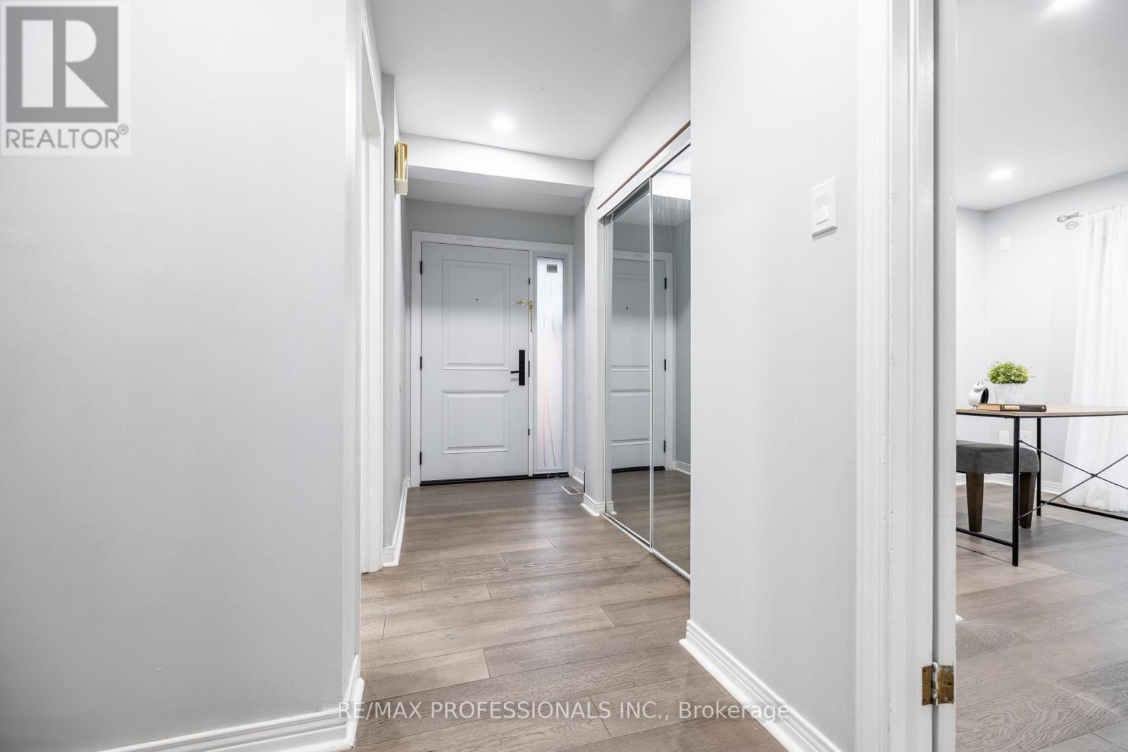 Row / Townhouse for Sale in TH42 - 6520 CORFU ROAD|Mississauga (Meadowvale), Ontario L5N3B4 4