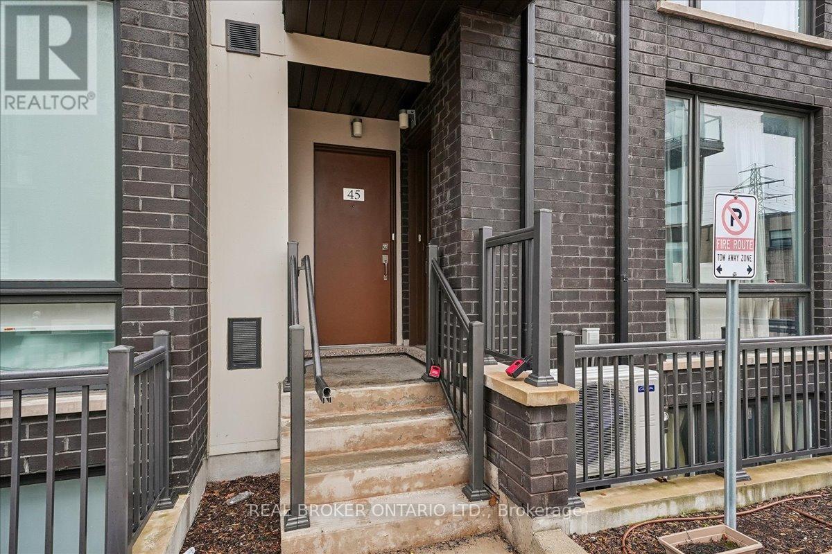 Row / Townhouse for Sale in 46 - 26 FIELDWAY ROAD|Toronto (Islington-City Centre West), Ontario M8Z3L2 3