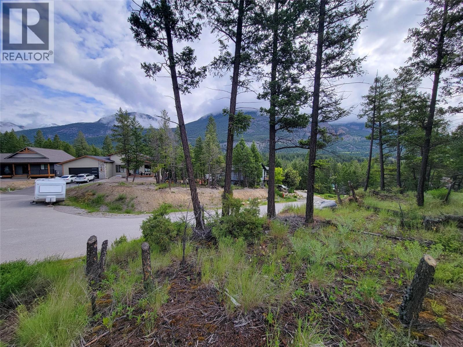 For sale: Lot 76 COPPER POINT Way, Windermere, British Columbia V0B2L0 ...