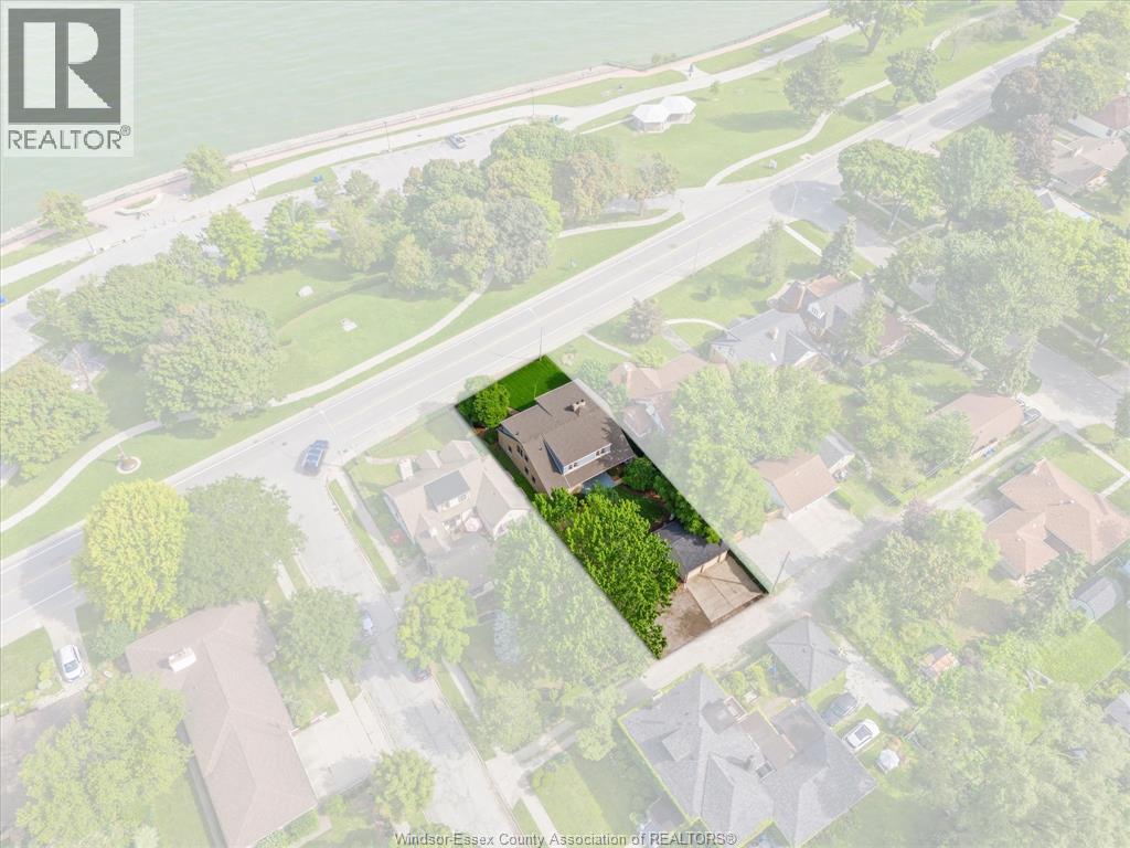 For sale: 2371 RIVERSIDE DRIVE West, Windsor, Ontario N9B1B1 - 26007347 ...
