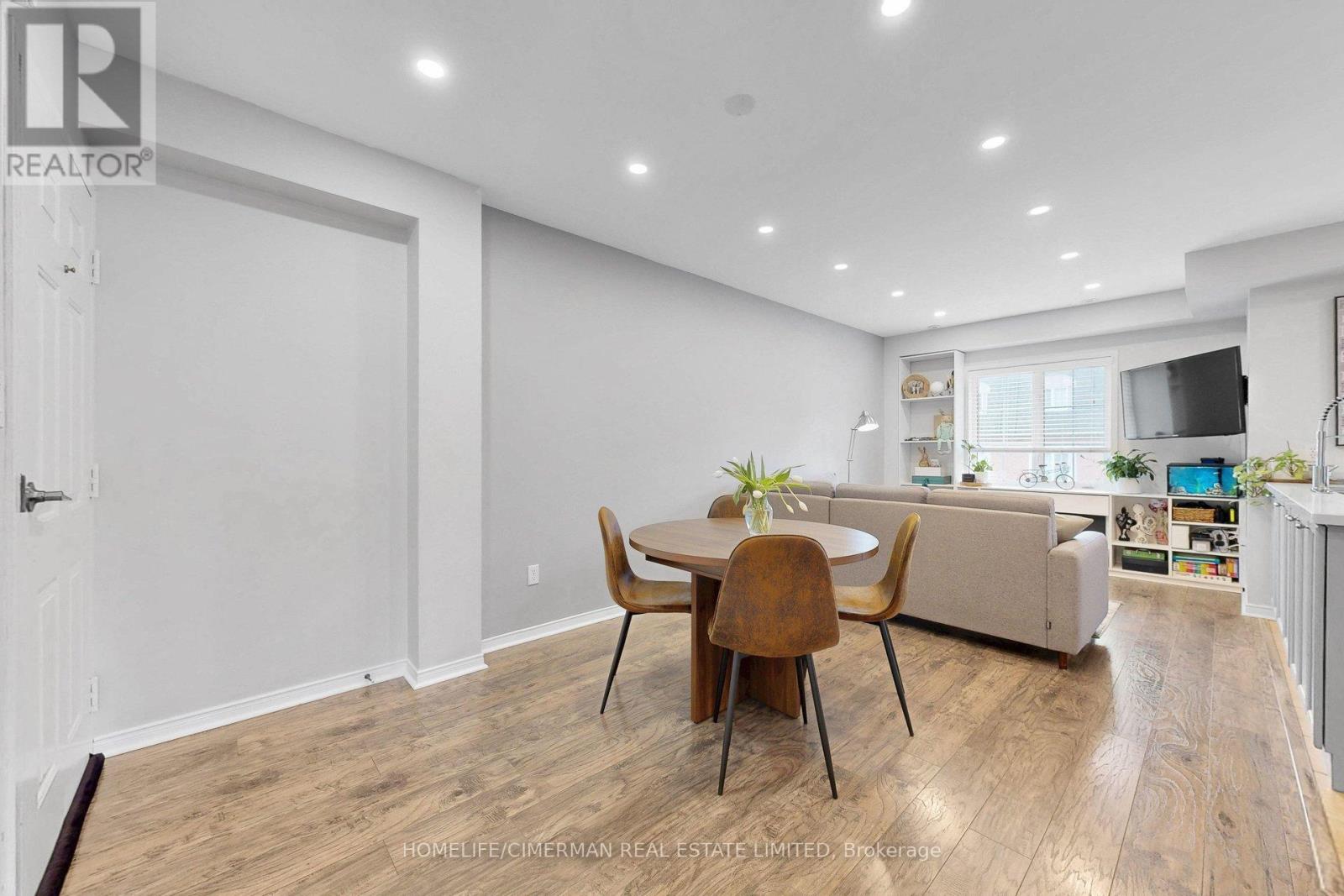 Row / Townhouse for Sale in 144 - 601 SHORELINE DRIVE|Mississauga (Cooksville), Ontario L5B4K1 4