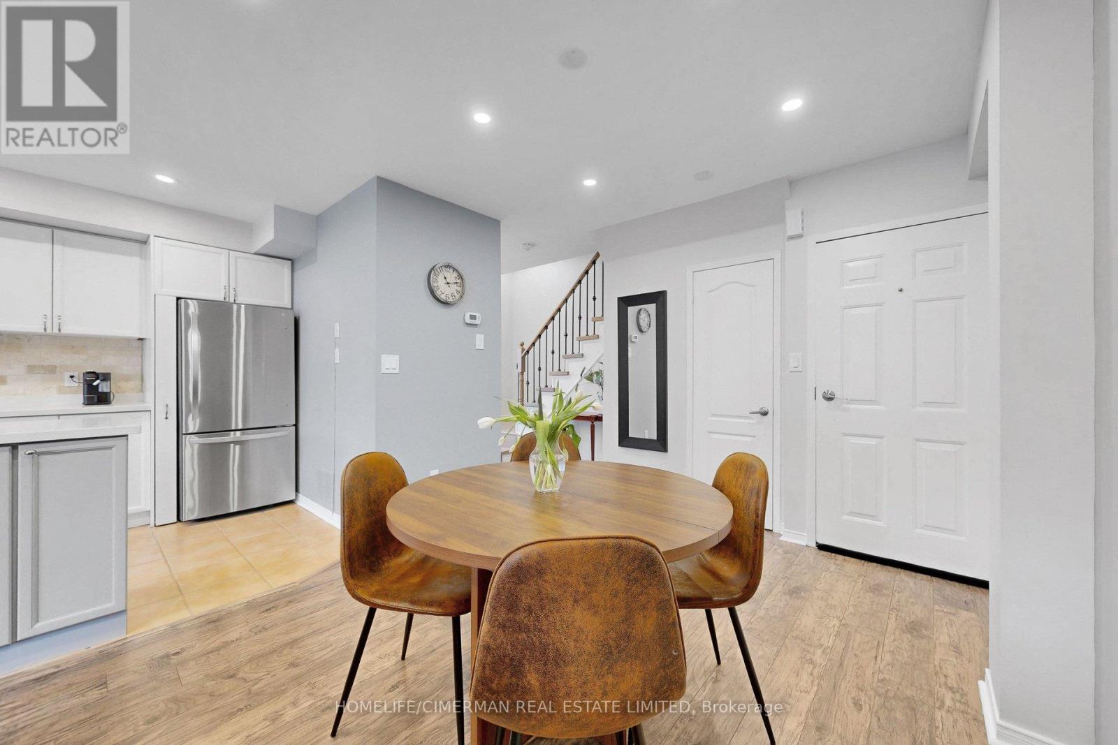 Row / Townhouse for Sale in 144 - 601 SHORELINE DRIVE|Mississauga (Cooksville), Ontario L5B4K1 5