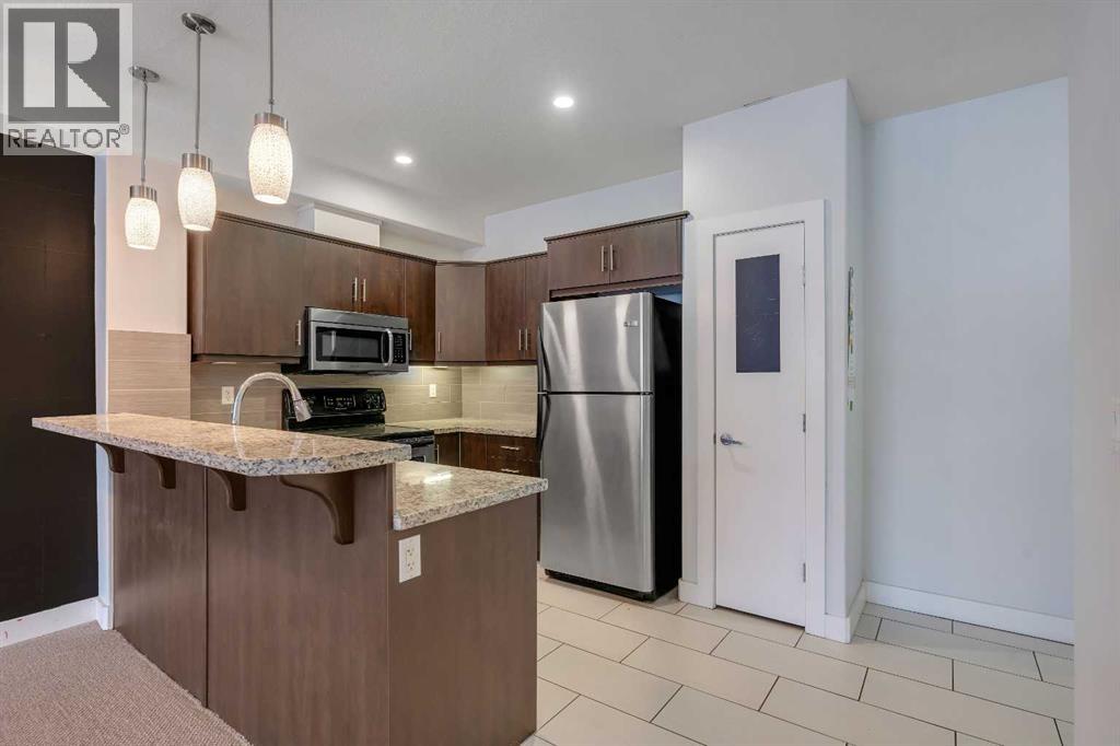 Apartment for Sale in 105, 320 12 Avenue NE|Calgary, Alberta T2E1A4 3