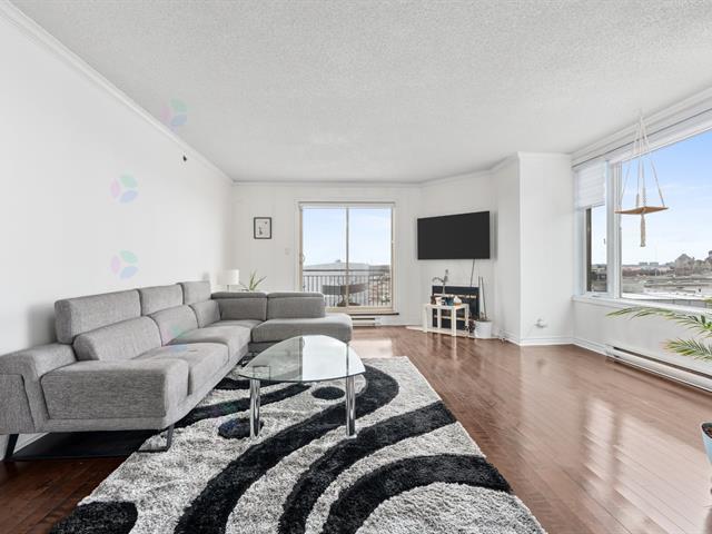 2200 Av. Terry-Fox, #703, Laval (Chomedey), Quebec H7T3B4