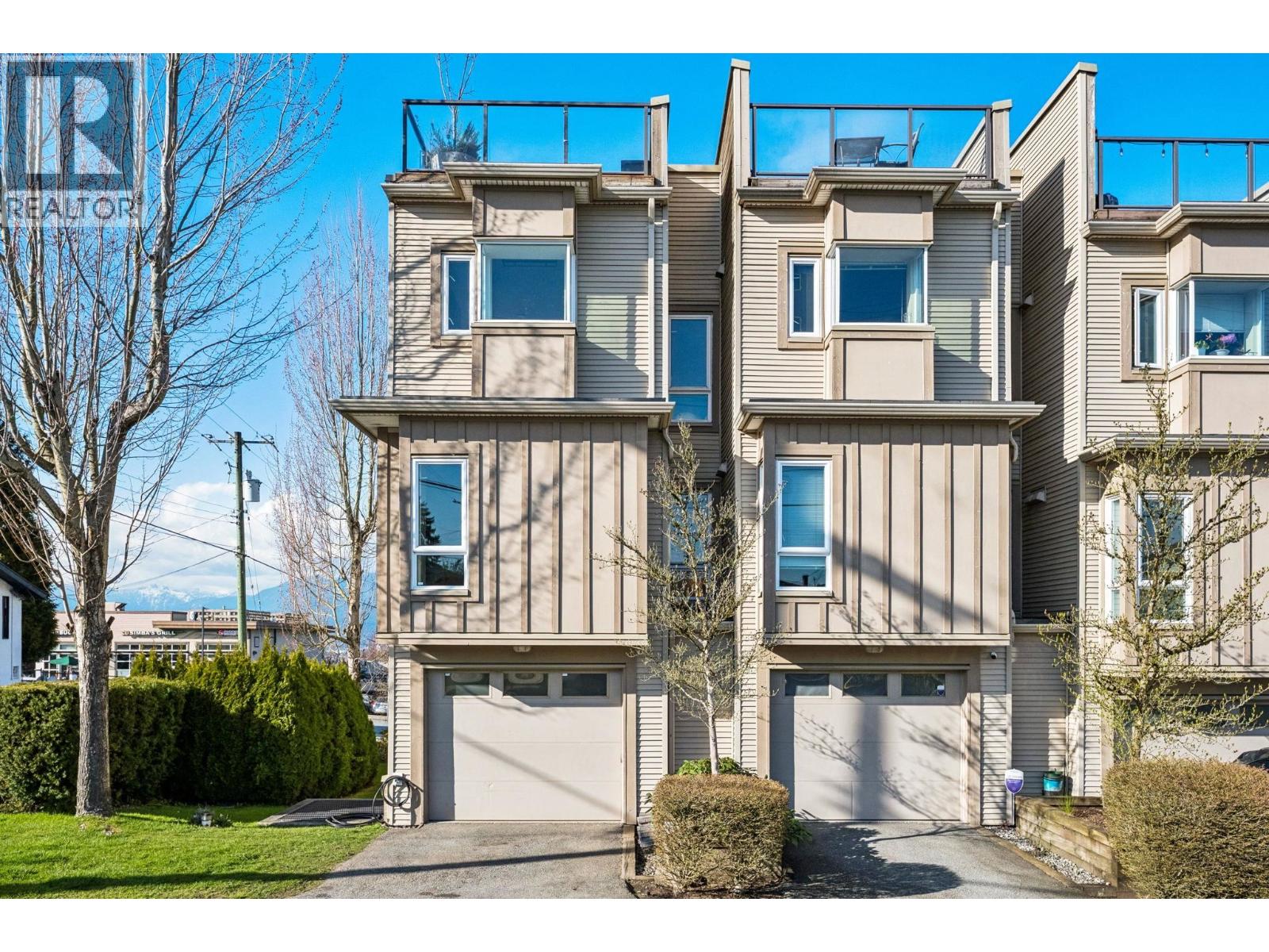 18 3788 LAUREL STREET|Burnaby, British Columbia V5G1M7