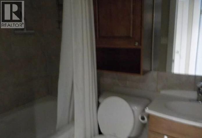 Apartment for Sale in 103, 2303 17A Street SW|Calgary, Alberta T2T4S3 5