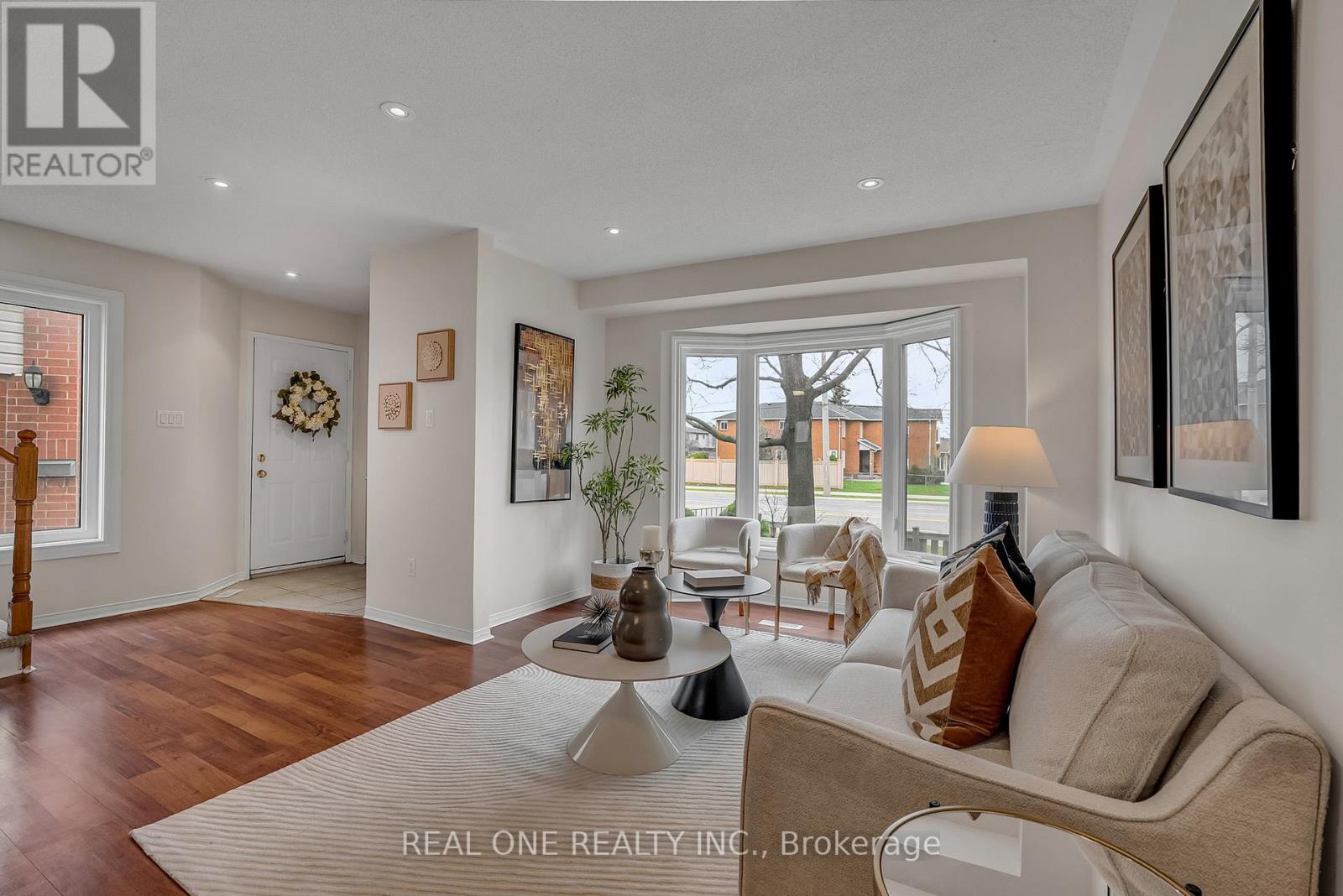 Row / Townhouse for Sale in 21 - 1485 TORRINGTON DRIVE|Mississauga (East Credit), Ontario L5V1Y3 3