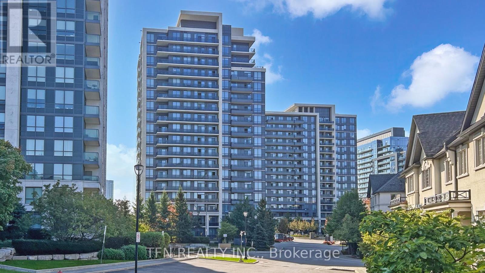307 - 75 NORTH PARK ROAD S, Vaughan (Beverley Glen), Ontario L4J0H8