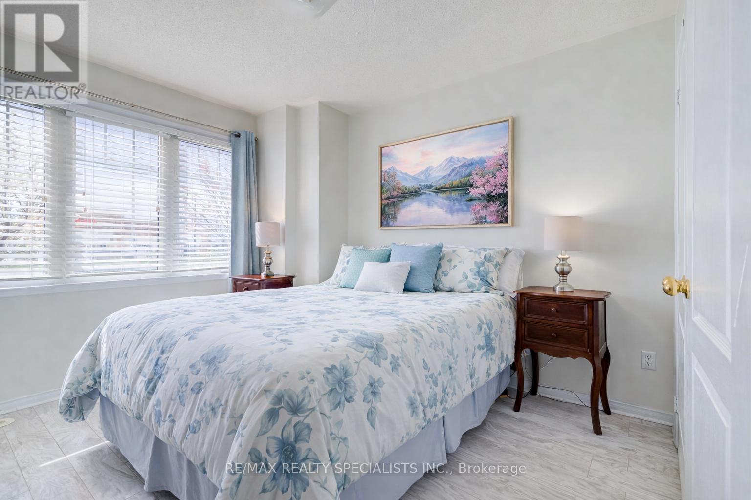 Row / Townhouse for Sale in 16 - 3975 EGLINTON AVENUE W|Mississauga (Churchill Meadows), Ontario L5M0E7 5