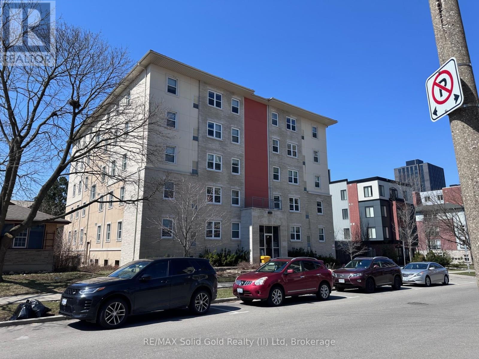 102 - 271 LESTER STREET, Waterloo, Ontario N2L3W6