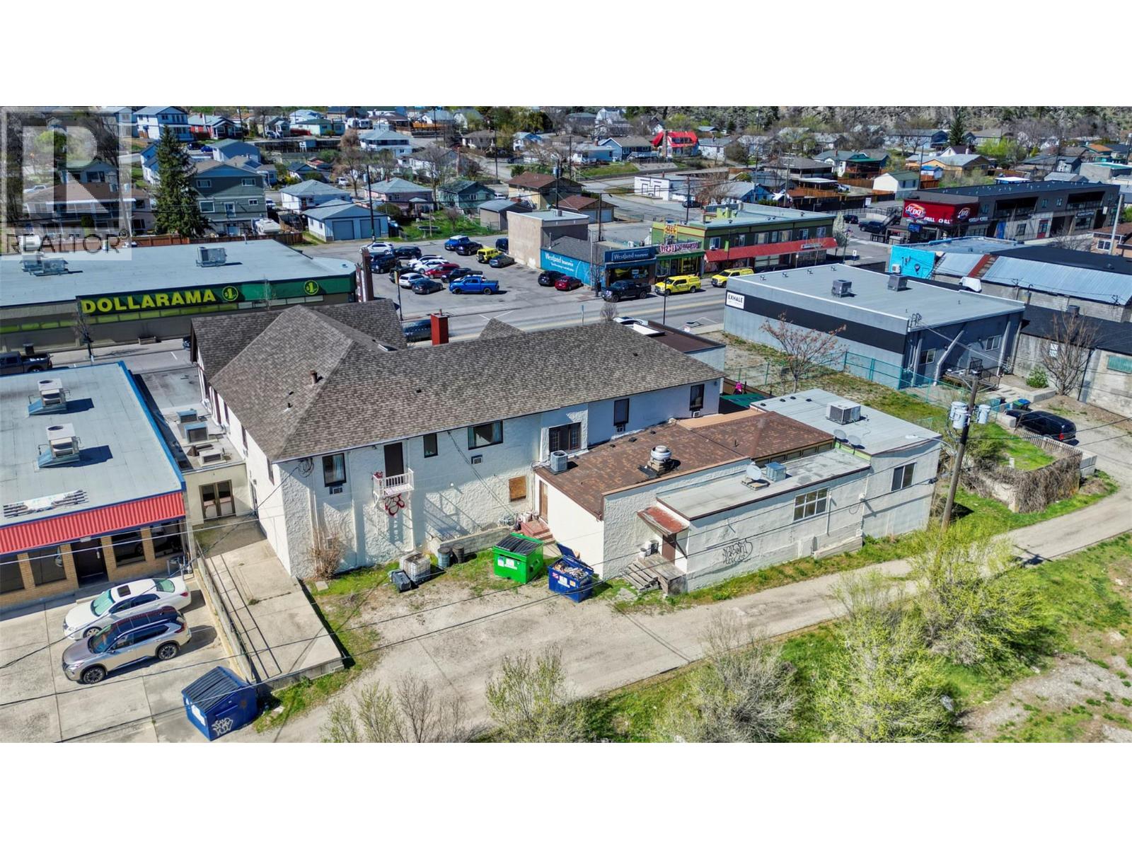 For sale: 6341 Main Street, Oliver, British Columbia V0H1T0 - 10379989 ...