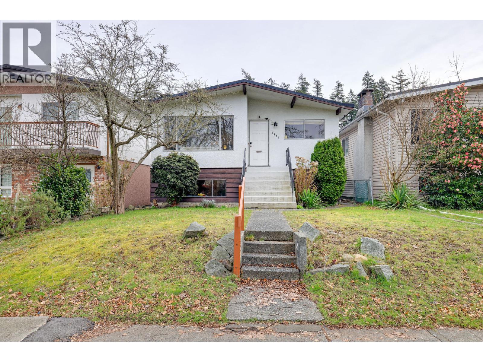5884 ORMIDALE STREET|Vancouver, British Columbia V5R4R3