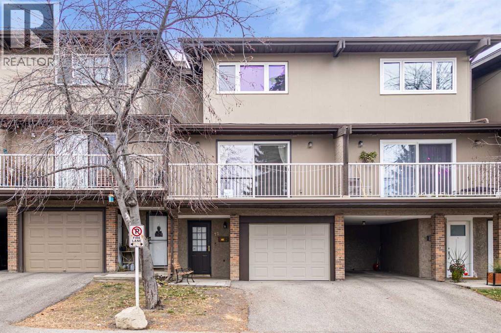 Row / Townhouse for Sale in 72, 1055 72 Avenue NW|Calgary, Alberta T2K5S4