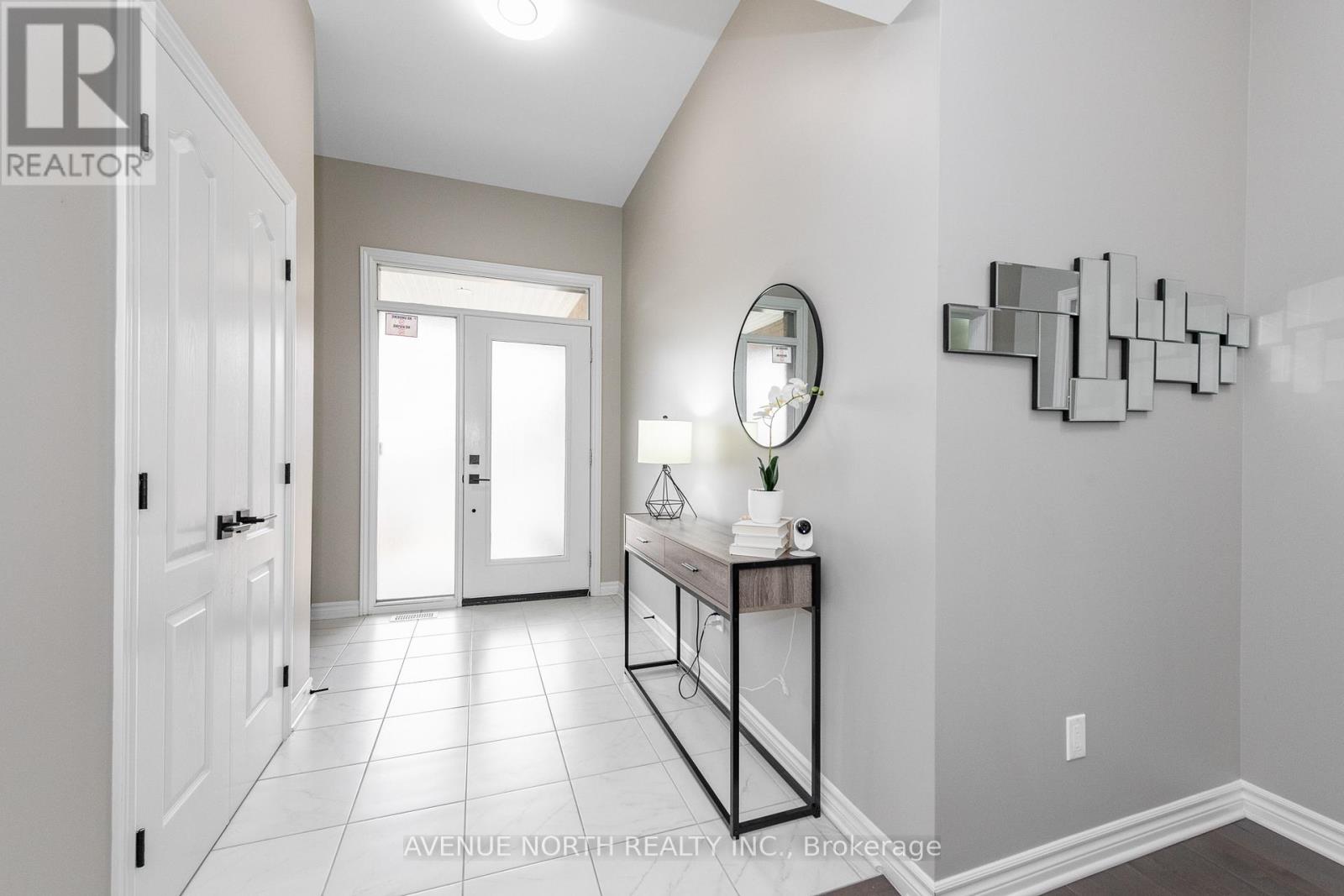 For sale: 707 MOONFLOWER CRESCENT, Ottawa, Ontario K1T0X8
