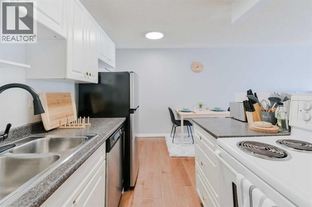 Apartment for Sale in 202, 1626 14 Avenue SW|Calgary, Alberta T3C0W5 4