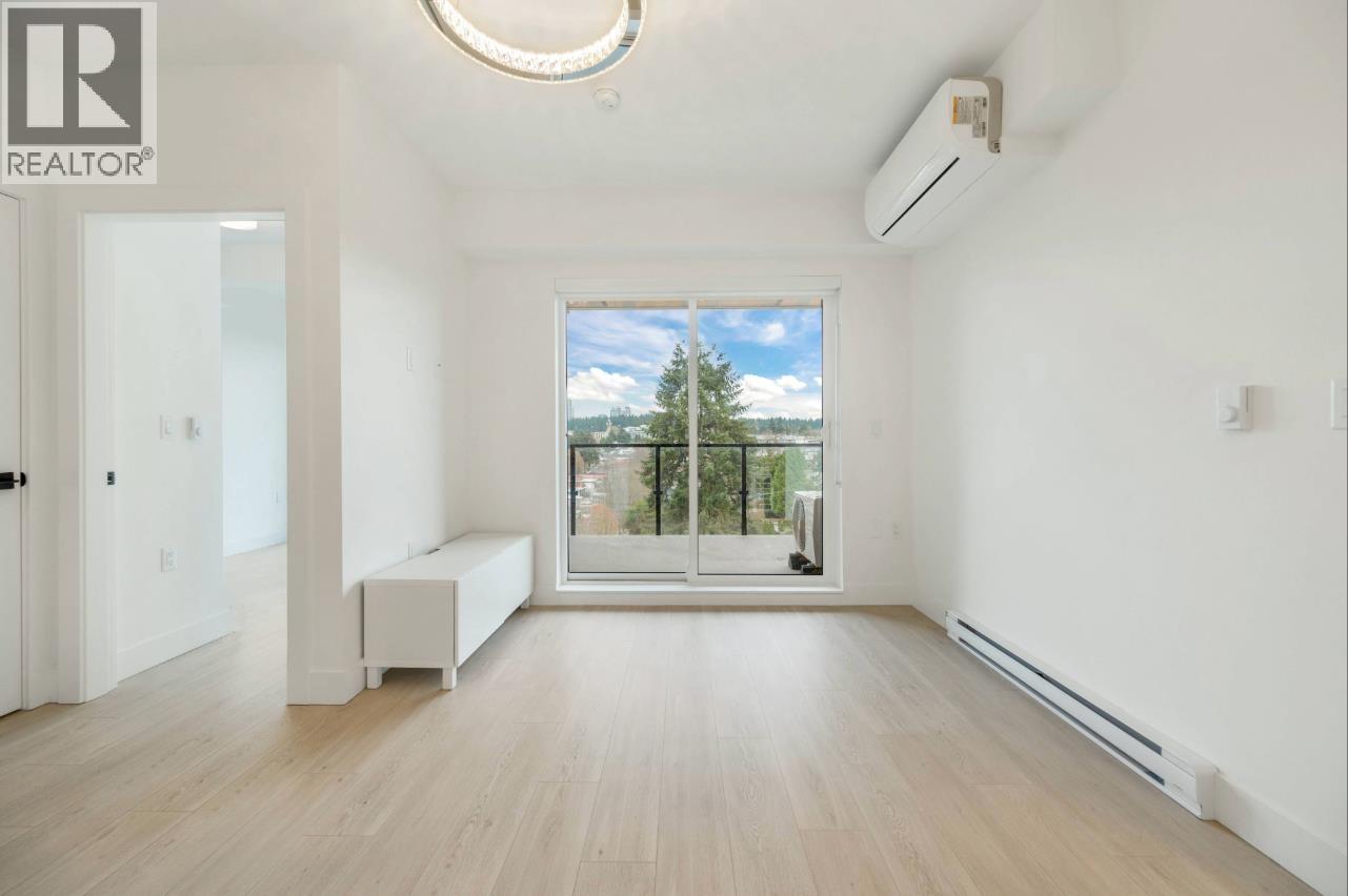 601 5399 JOYCE STREET|Vancouver, British Columbia V5R4H3