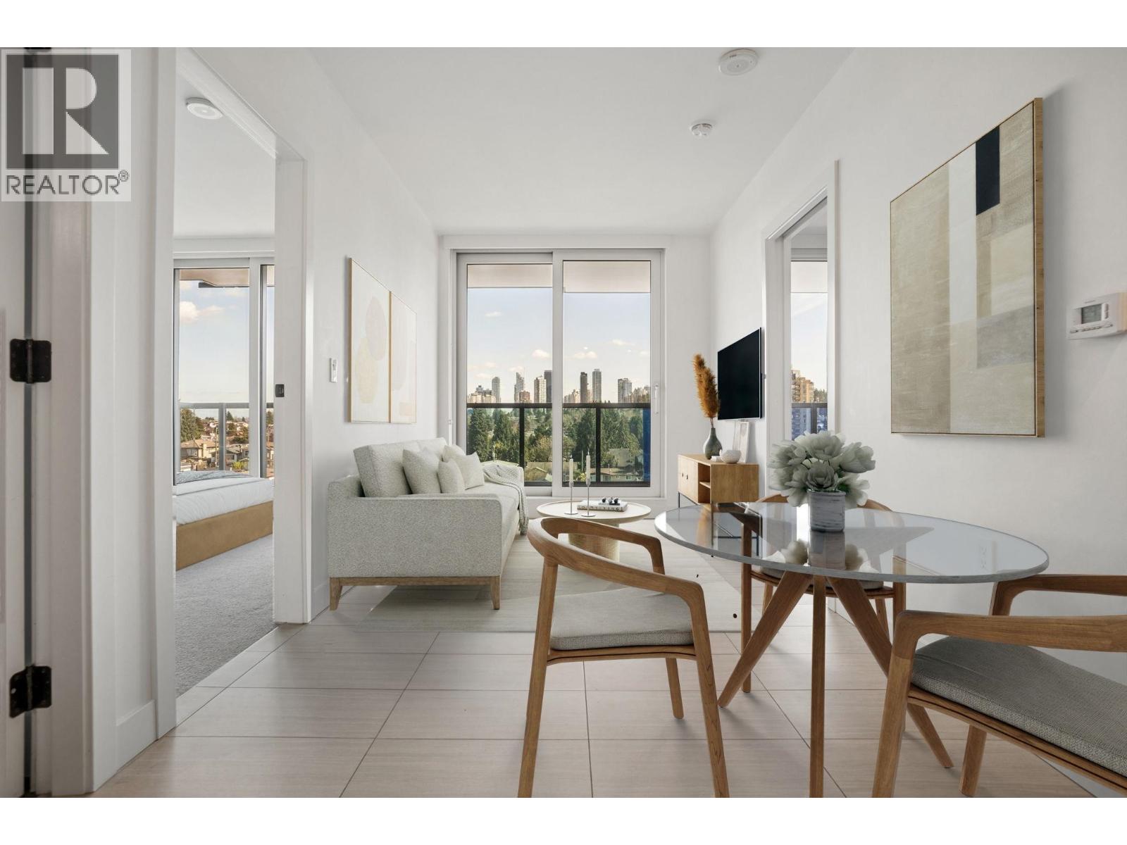 804 5058 JOYCE STREET|Vancouver, British Columbia V5R0J9