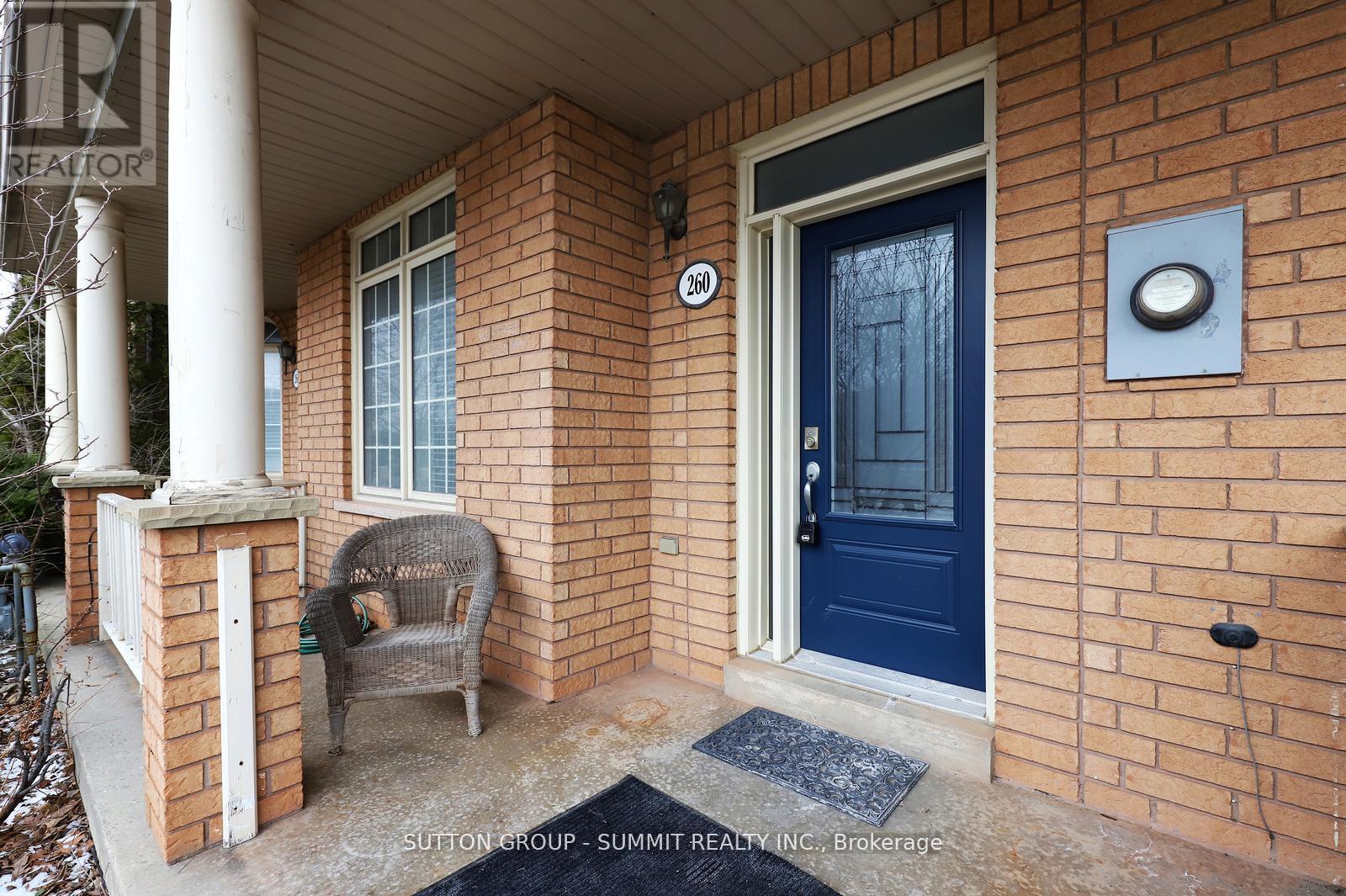 Row / Townhouse for Sale in 260 GLENASHTON DRIVE|Oakville (RO River Oaks), Ontario L6H6H5 2