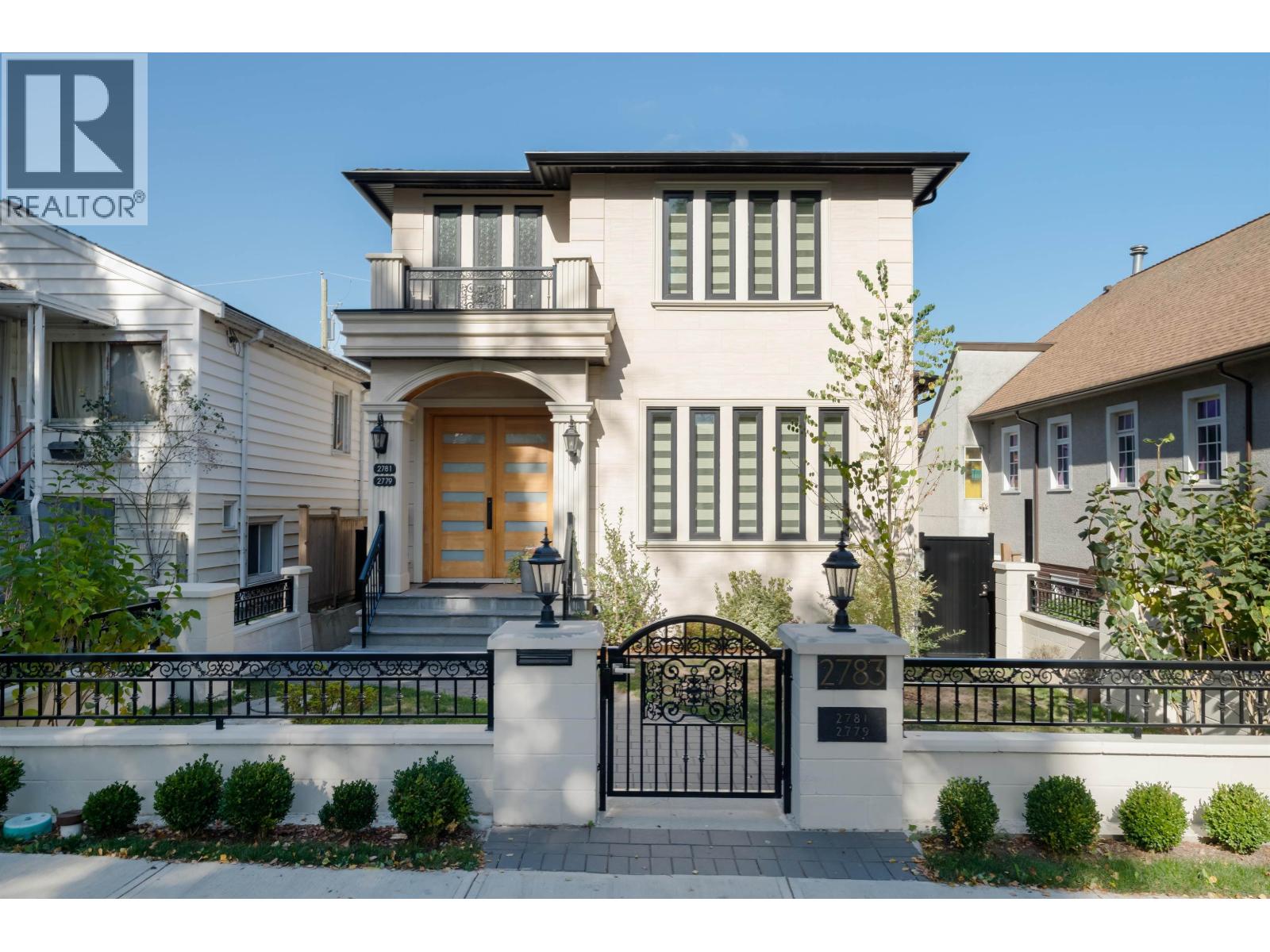 2783 E 27TH AVENUE|Vancouver, British Columbia V5R1N4
