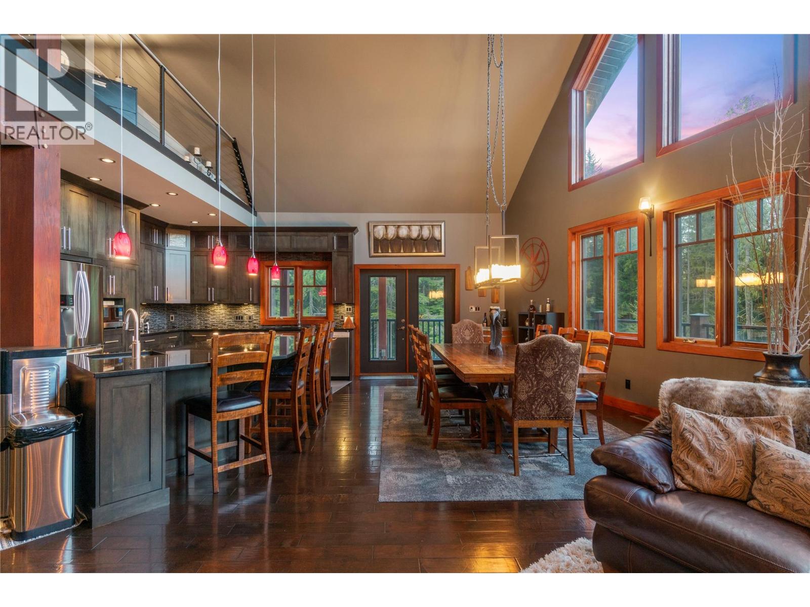 For sale: 3785 Cameron Road, Eagle Bay, British Columbia V0E1T0 ...