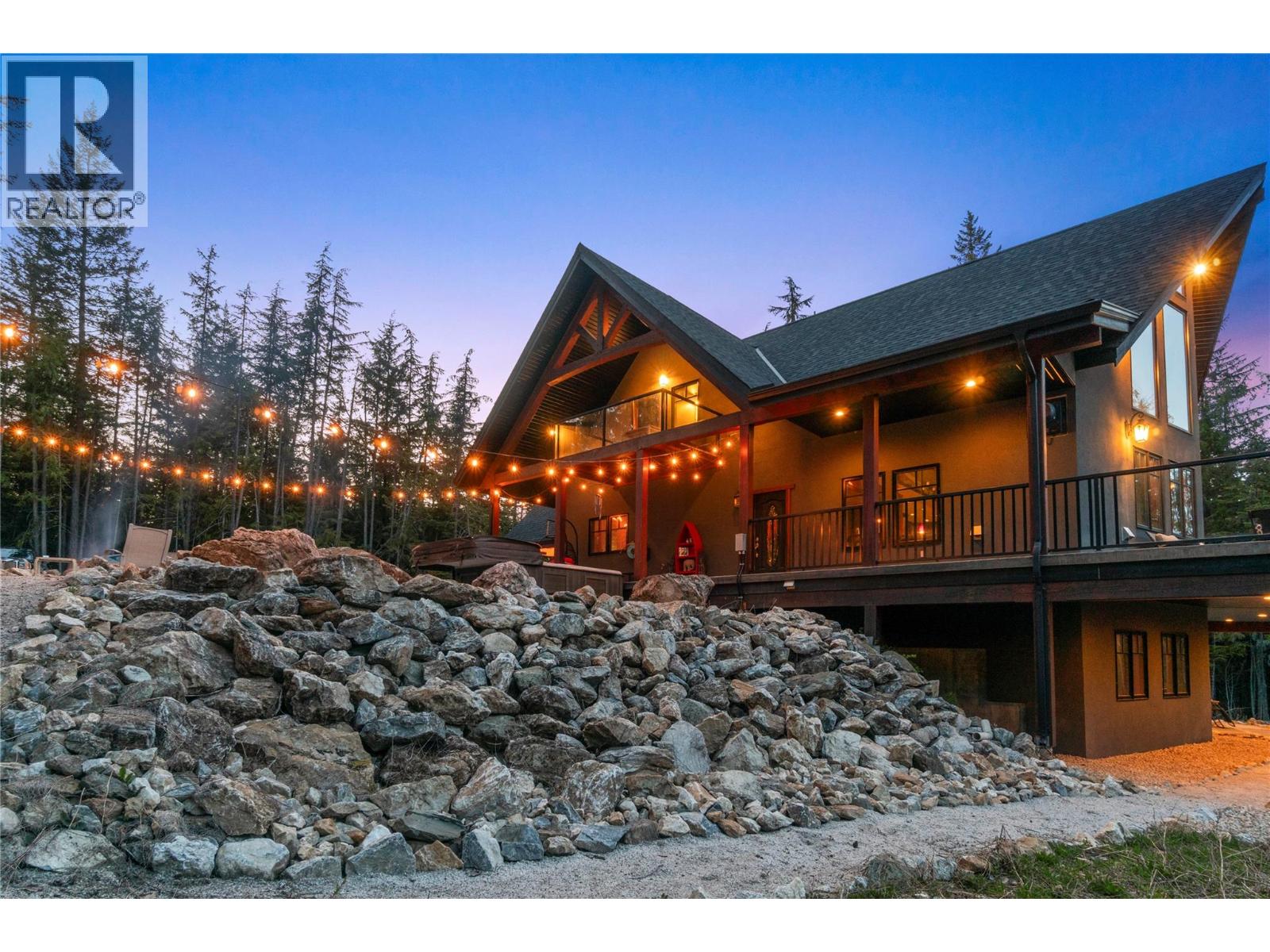 For sale: 3785 Cameron Road, Eagle Bay, British Columbia V0E1T0 ...