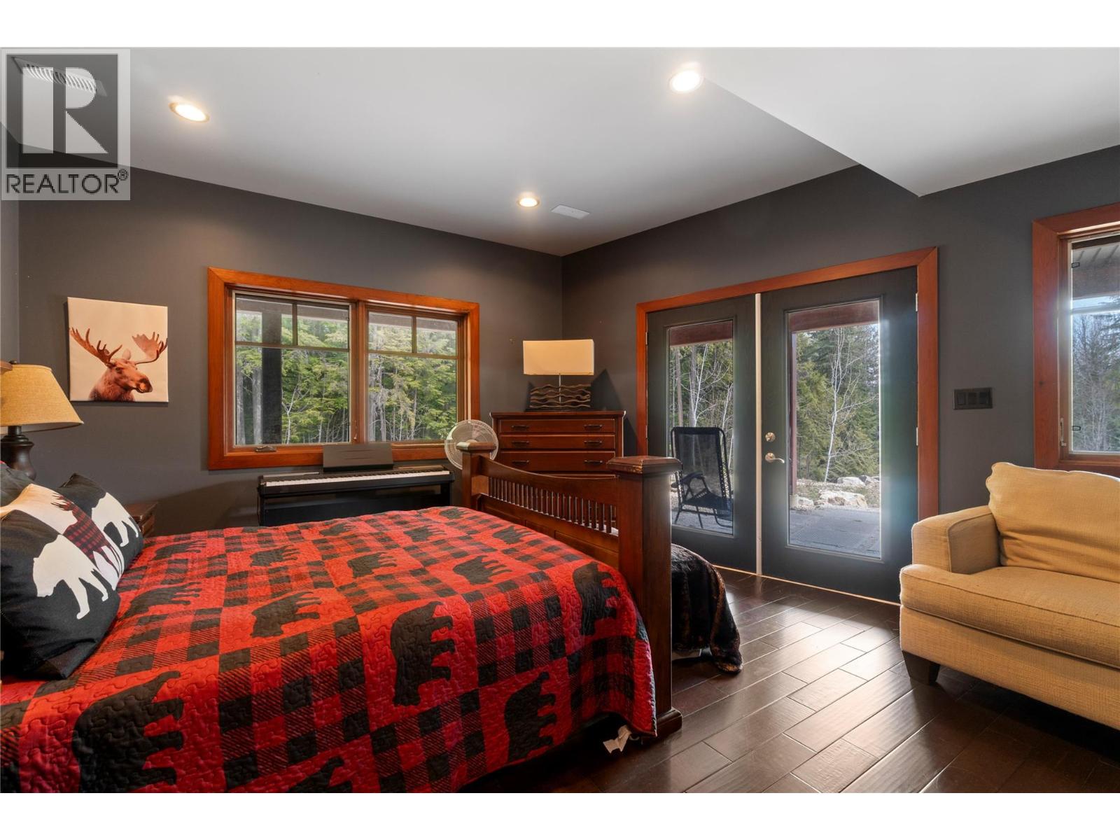 For sale: 3785 Cameron Road, Eagle Bay, British Columbia V0E1T0 ...