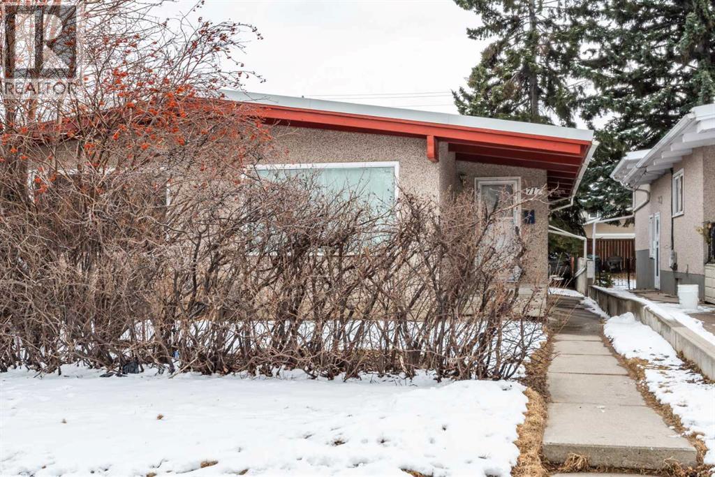 Duplex for Sale in 717 67 Avenue SW|Calgary, Alberta T2V0M4