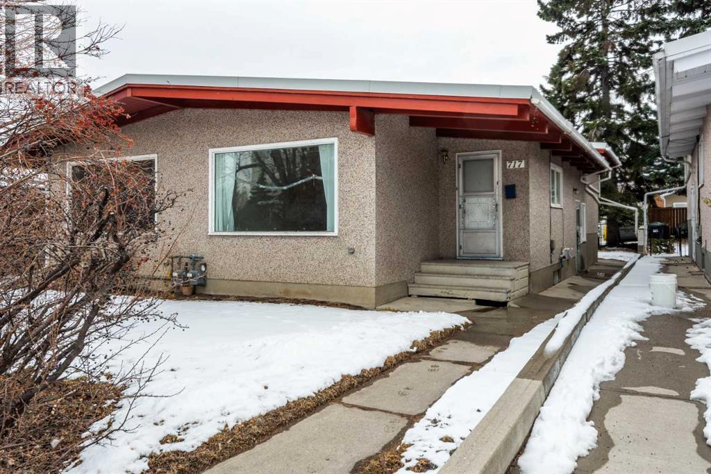 Duplex for Sale in 717 67 Avenue SW|Calgary, Alberta T2V0M4 2