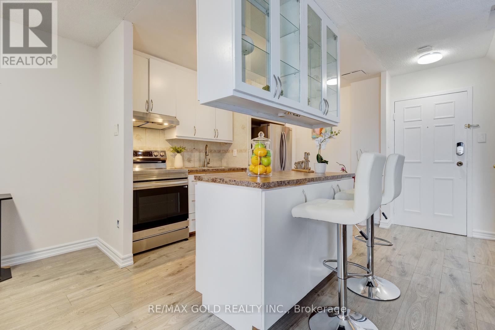 Row / Townhouse for Sale in 235 - 2095 ROCHE COURT|Mississauga (Sheridan), Ontario L5K2C8 5