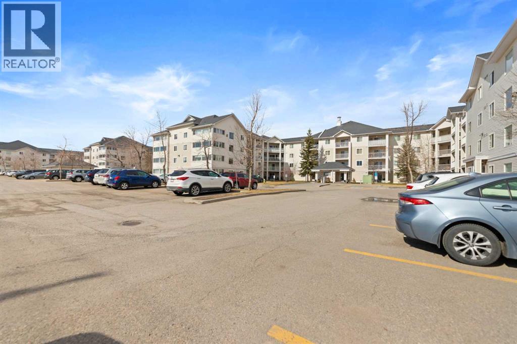Apartment for Sale in 1102, 6224 17 Avenue SE|Calgary, Alberta T2A7X8 4