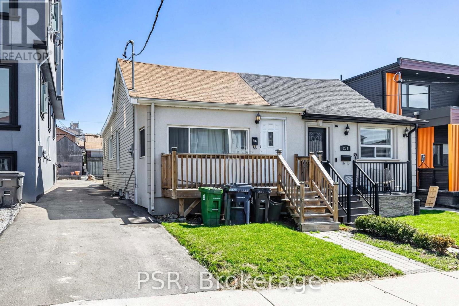 285 ROBINA AVENUE, Toronto (Oakwood Village), Ontario M6C3Y9