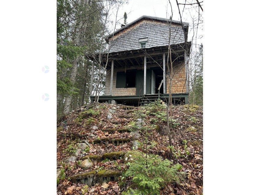 385 Ch. du Lac-Équerre