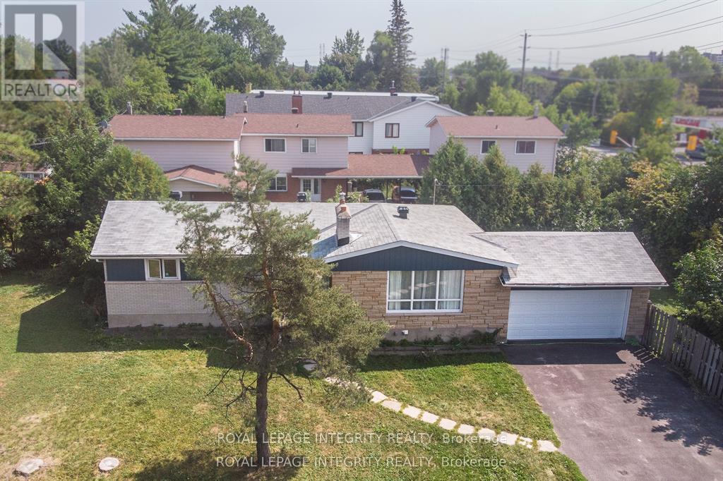 1152 TAWNEY ROAD, Ottawa, Ontario K1G1B6