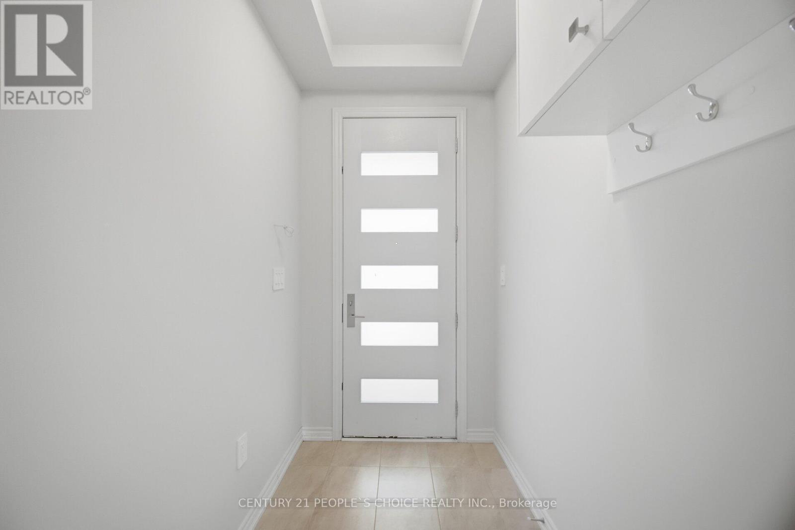 Row / Townhouse for Sale in 5925 SAIGON STREET|Mississauga (East Credit), Ontario L5V2V9 4