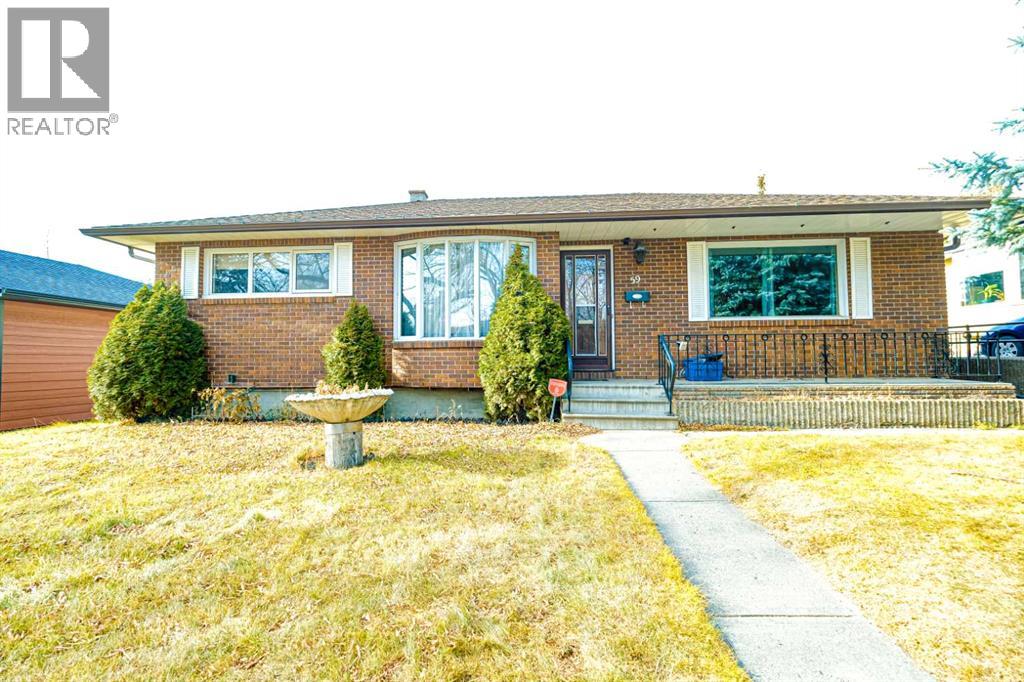 House for Sale in 59 Rosewood Road NW|Calgary, Alberta T2K1N3 4