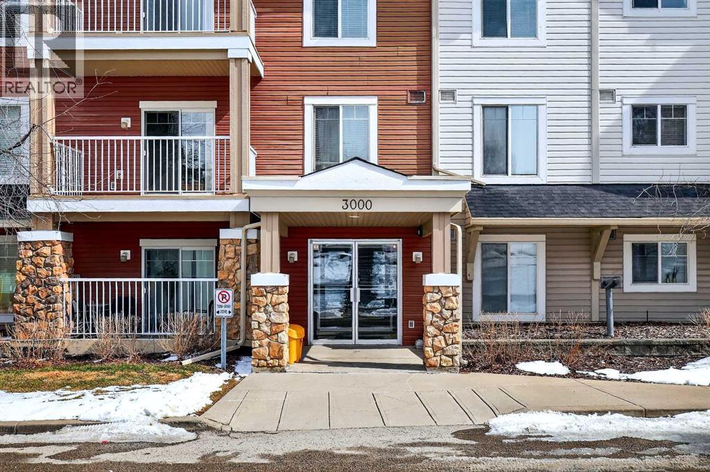 Apartment for Sale in 3105, 70 Panamount Drive NW|Calgary, Alberta T3K5Z1 5