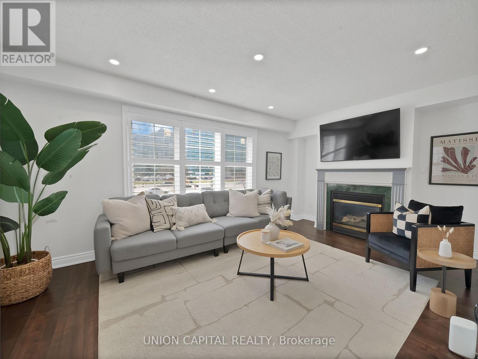 Row / Townhouse for Sale in 59 - 80 ACORN PLACE|Mississauga (Hurontario), Ontario L4Z4E1 4