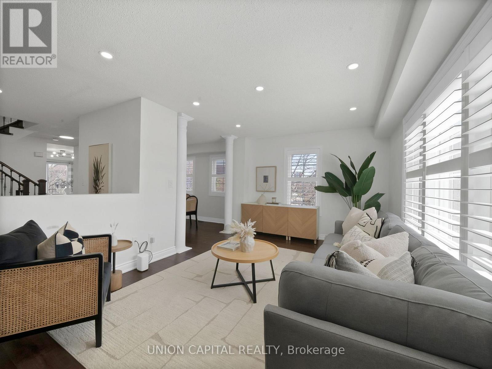 Row / Townhouse for Sale in 59 - 80 ACORN PLACE|Mississauga (Hurontario), Ontario L4Z4E1 5