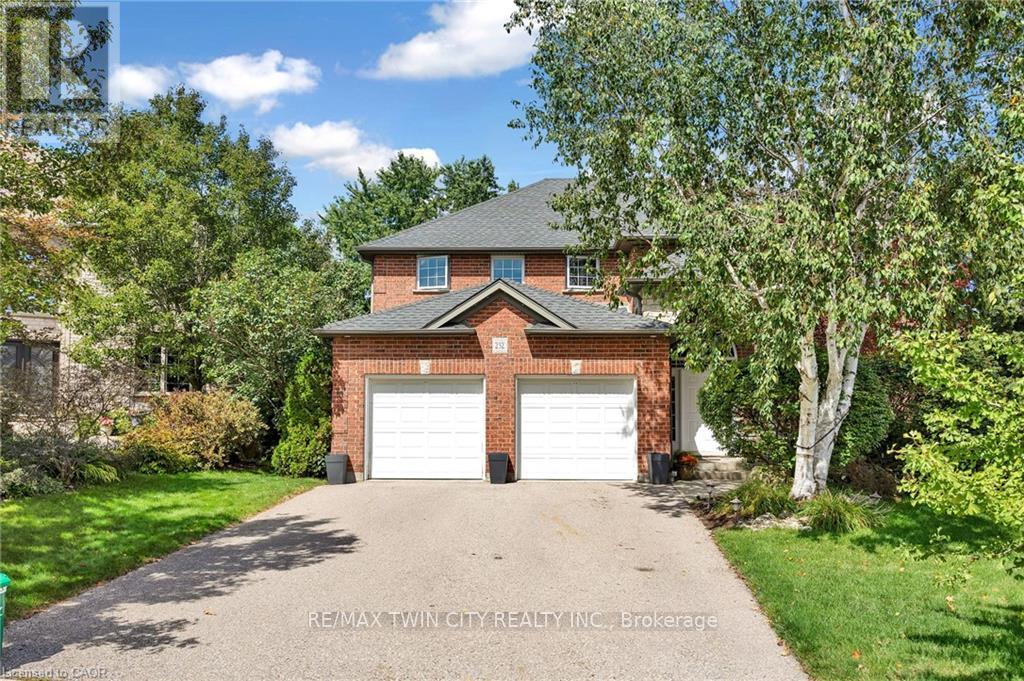 232 THE LIONS GATE, Waterloo, Ontario N2L6M5