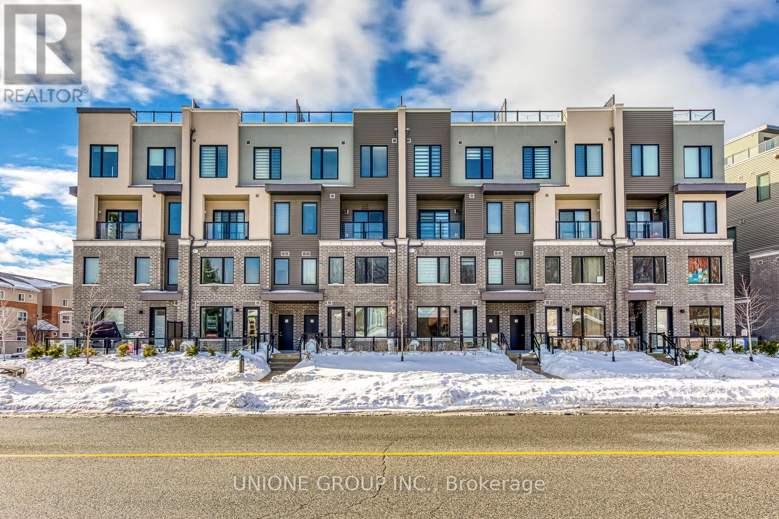 Row / Townhouse for Sale in 20 - 3538 COLONIAL DRIVE|Mississauga (Erin Mills), Ontario L5L0C1 2