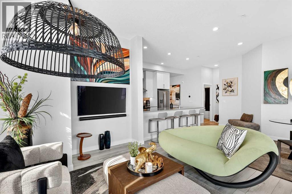 Apartment for Sale in 102, 255 Les Jardins Park SE|Calgary, Alberta T2C5W9