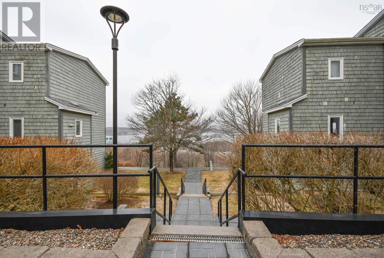 5881 Gainsborough Place