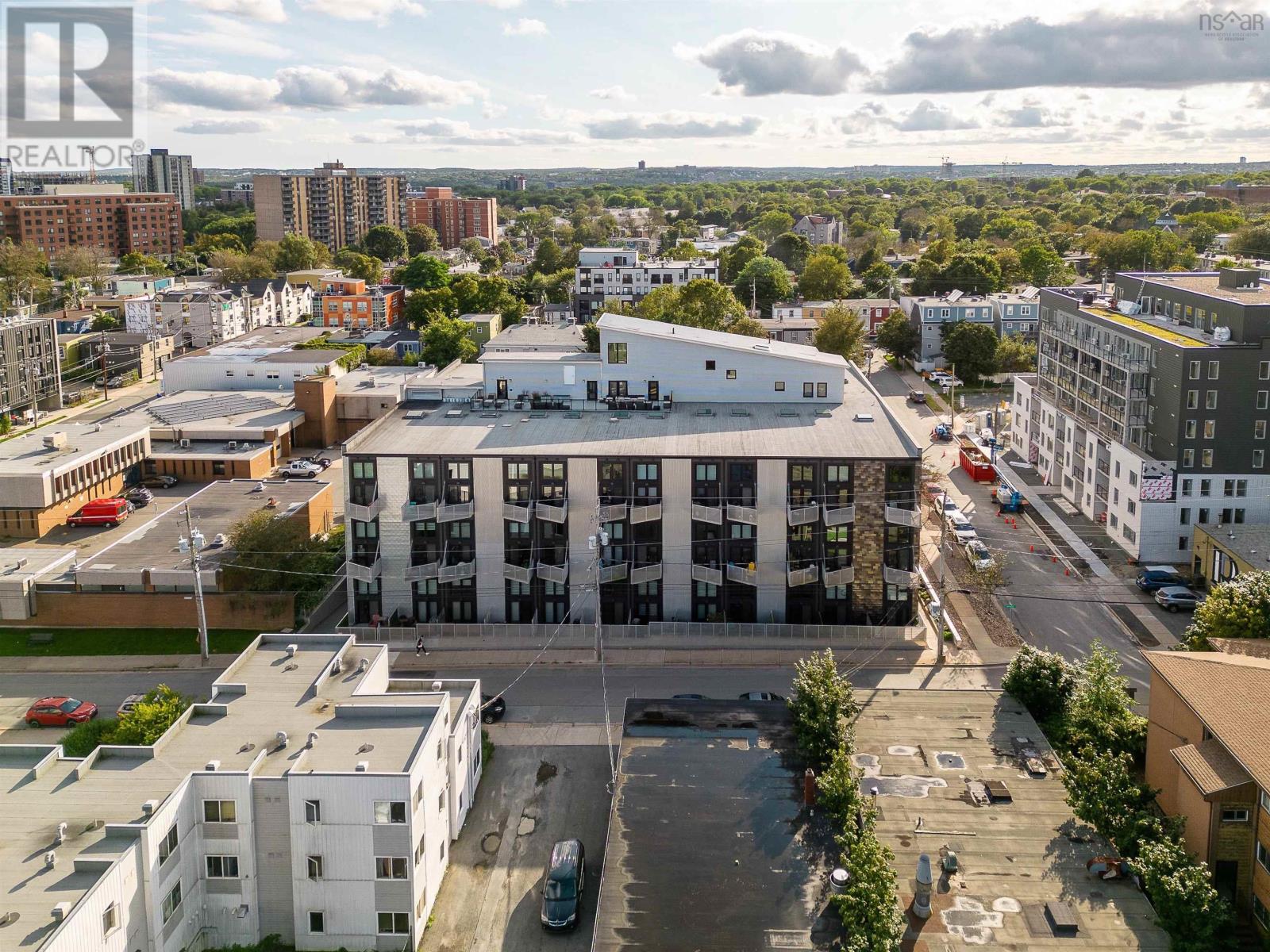 118 5662 Roberts Street