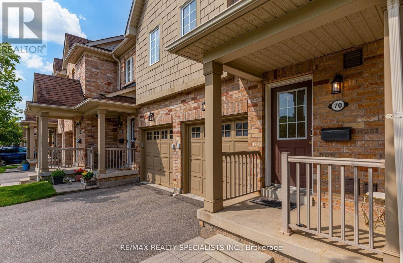 Row / Townhouse for Sale in 70 - 3950 ERIN CENTRE BOULEVARD|Mississauga (Churchill Meadows), Ontario L5M0A5 4