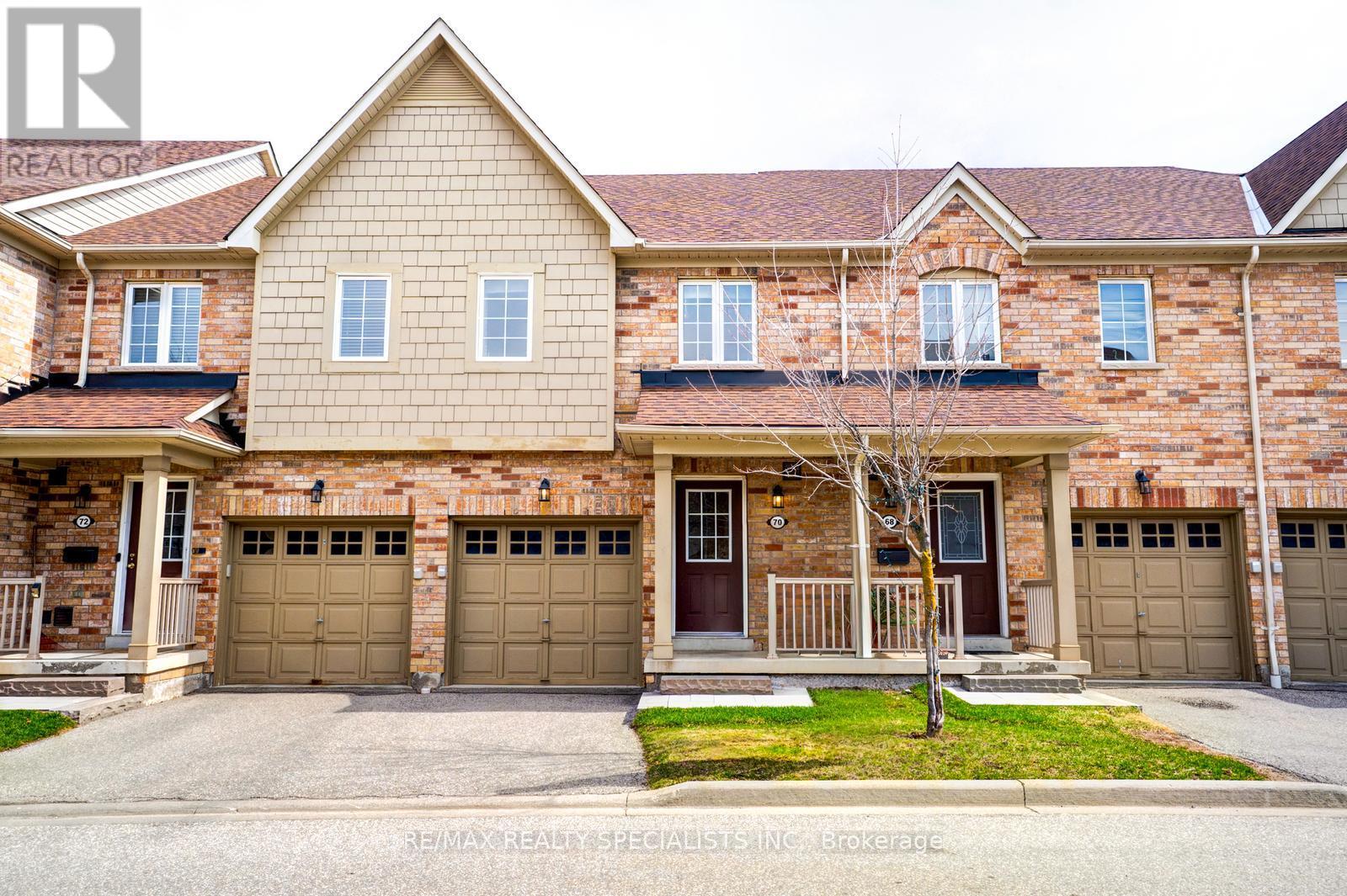 Row / Townhouse for Sale in 70 - 3950 ERIN CENTRE BOULEVARD|Mississauga (Churchill Meadows), Ontario L5M0A5