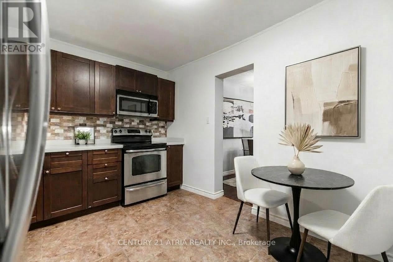 Row / Townhouse for Sale in 41 - 2825 GANANOQUE DRIVE|Mississauga (Meadowvale), Ontario L5N1V6 4