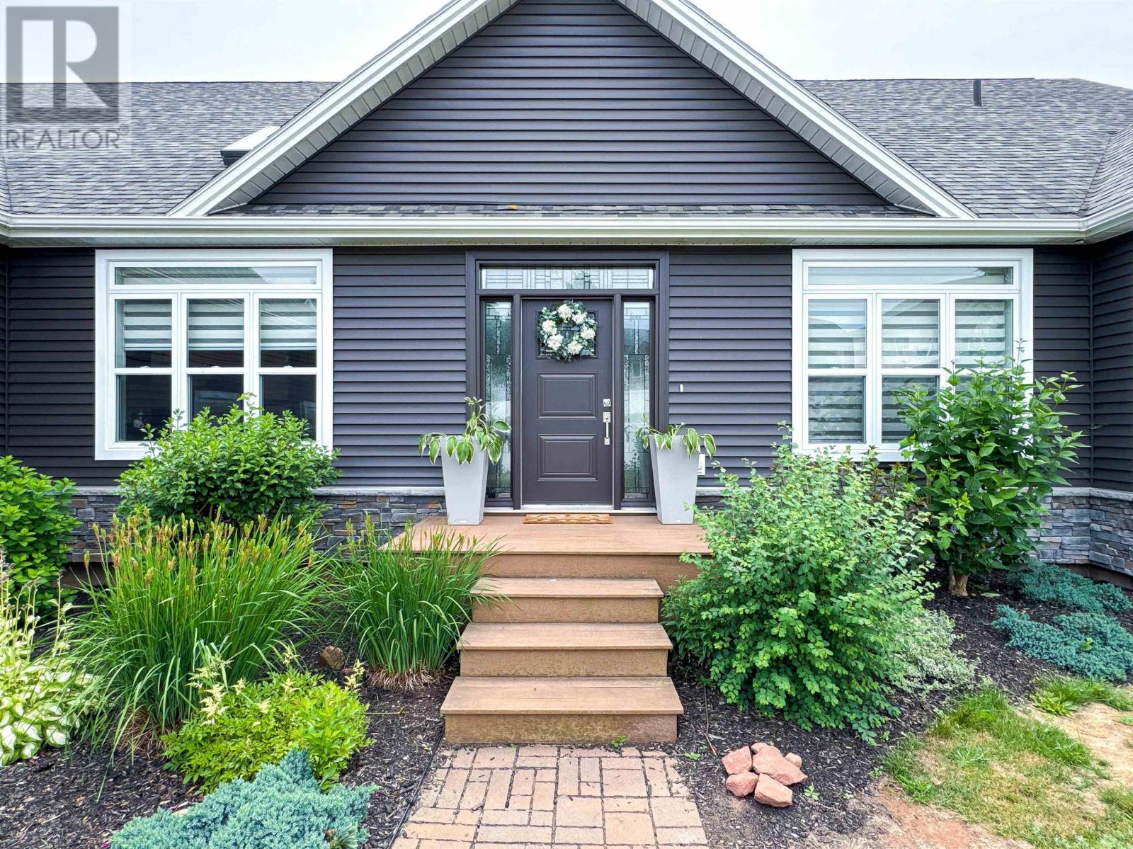 23 Paget & Keppoch Lot Crescent