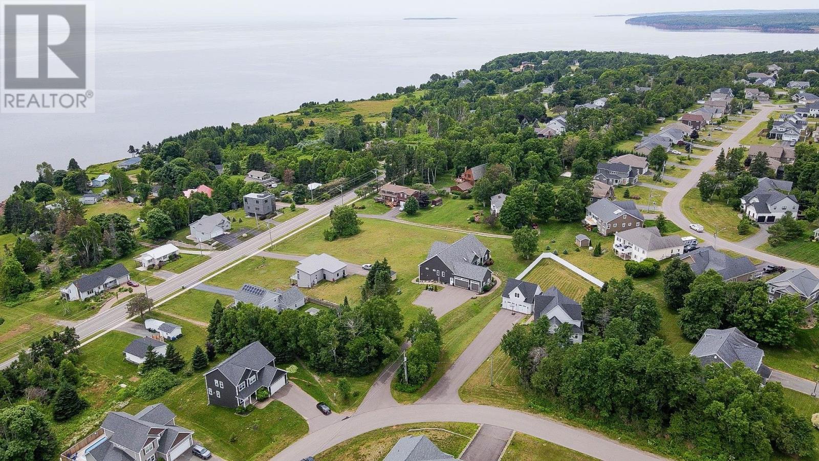 For sale: 23 Paget & Keppoch Lot Crescent, Stratford, Prince