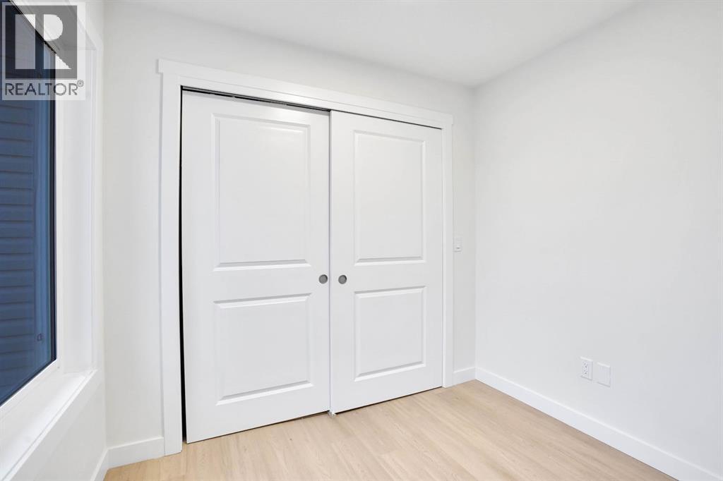 Row / Townhouse for Sale in 186 Belmont Street SW|Calgary, Alberta T2X5X5 3